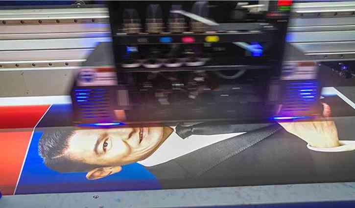 UV平板打印机 UV平板打印机