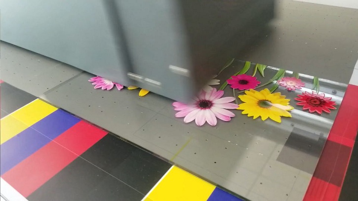 太阳成集团tyc7111ccUV打印 太阳成集团tyc7111ccUV打印